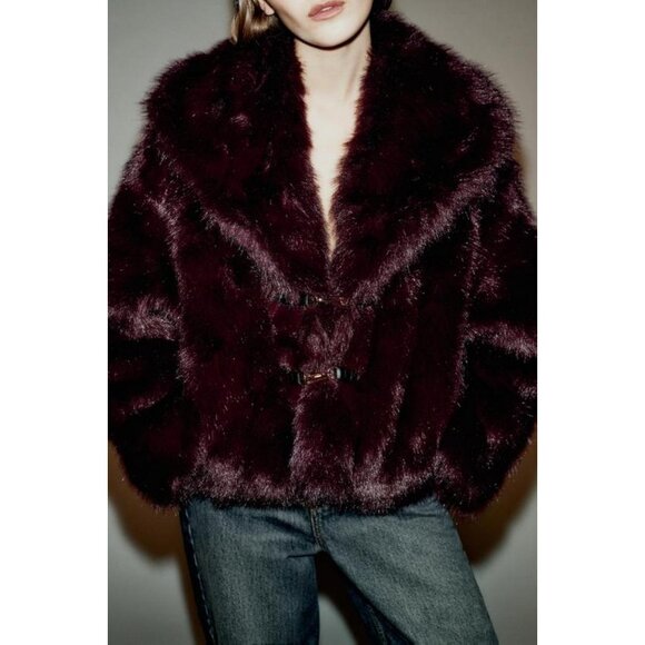 ZARA SHORT FAUX FUR COAT WITH FIREMAN CLASPS - Picture 5 of 10